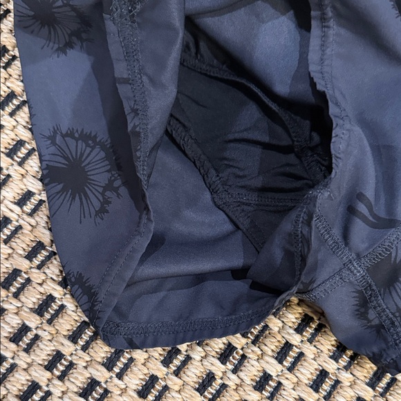 Vuori Women Black Running Shorts - Picture 6 of 8